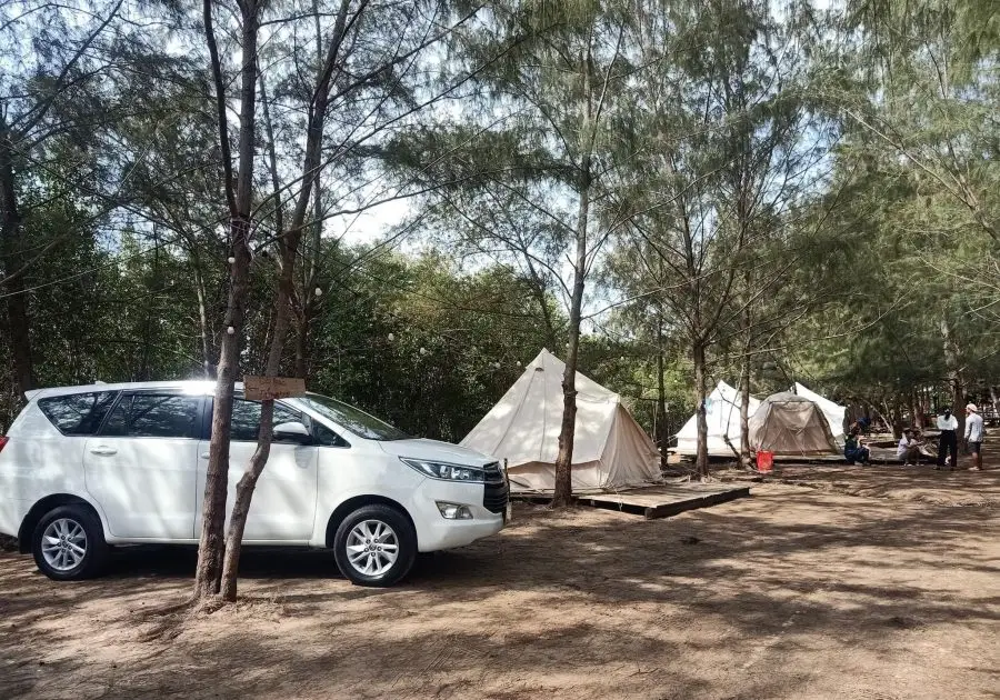 thue-xe-di-tinh-1-chieu-tai-tphcm-co-tai-xe-900x630